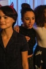 Movie poster: Trinkets Season 1 Episode 7